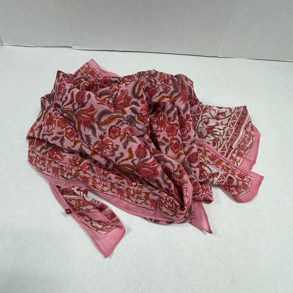 Indian Hand-Printed Floral Sarong Scarf - 93" x 36" - NEW in Bags. - Picture 8 of 13
